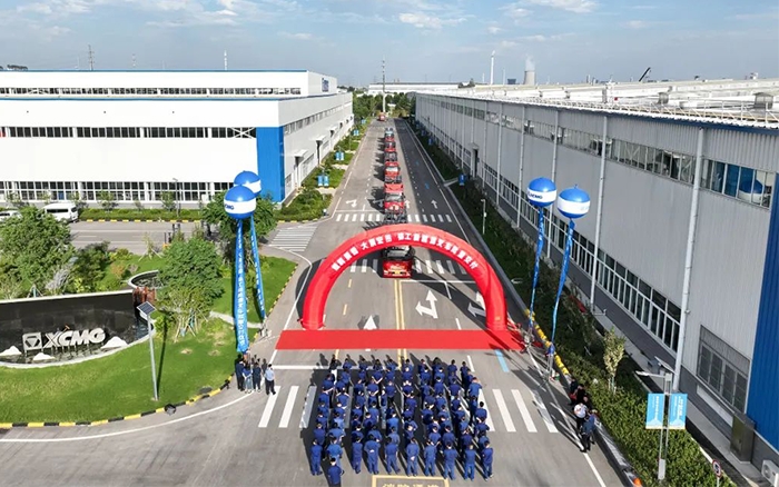 发车！100+平博新能源电动叉车盛大交付