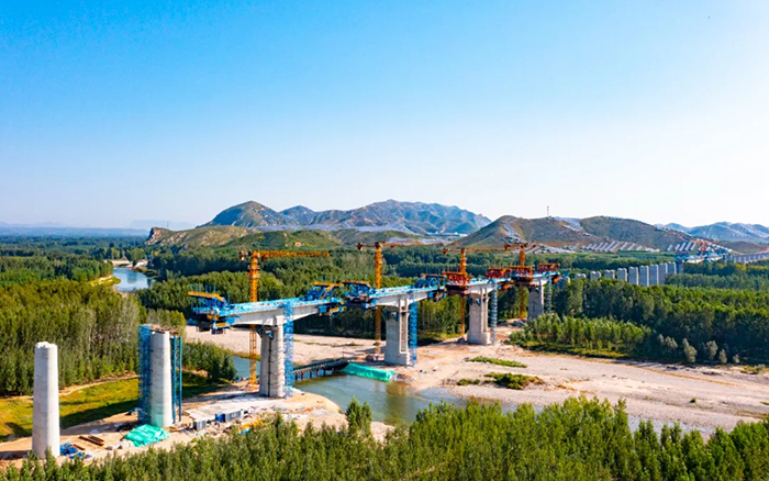 群塔筑雄忻！平博助建山西首条时速350公里高铁